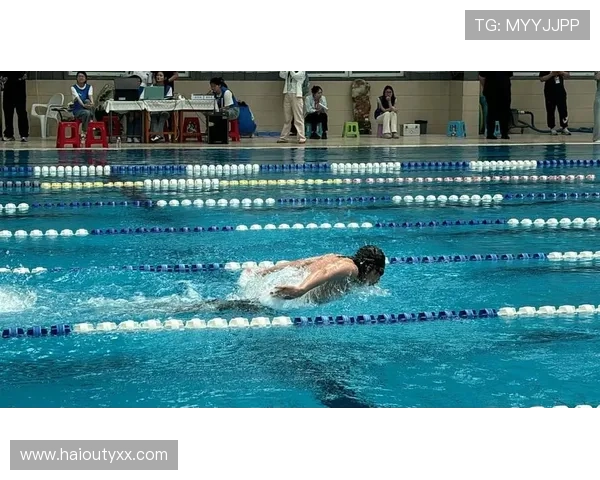 碧波争锋：直击游泳锦标赛现场直播盛况